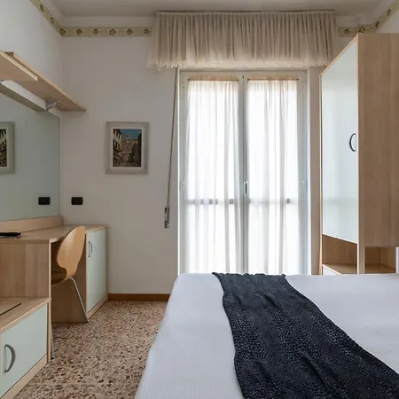Szálloda Aida 3*