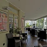 Aida Hotell 3*